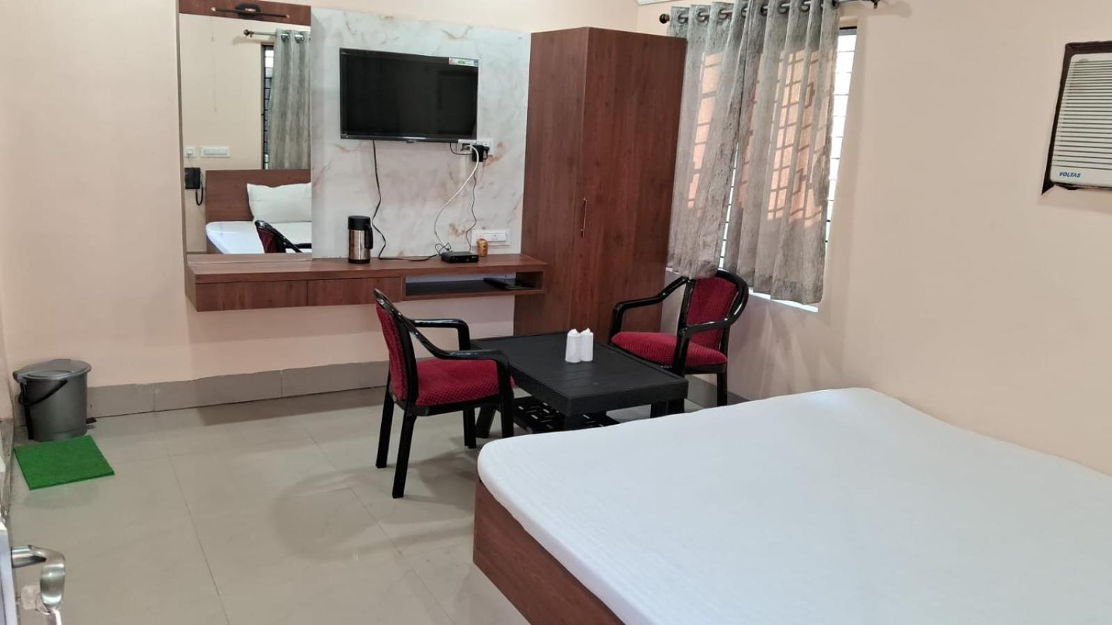 New Mouchak Hotel & Resorts Tajpur Екстериор снимка