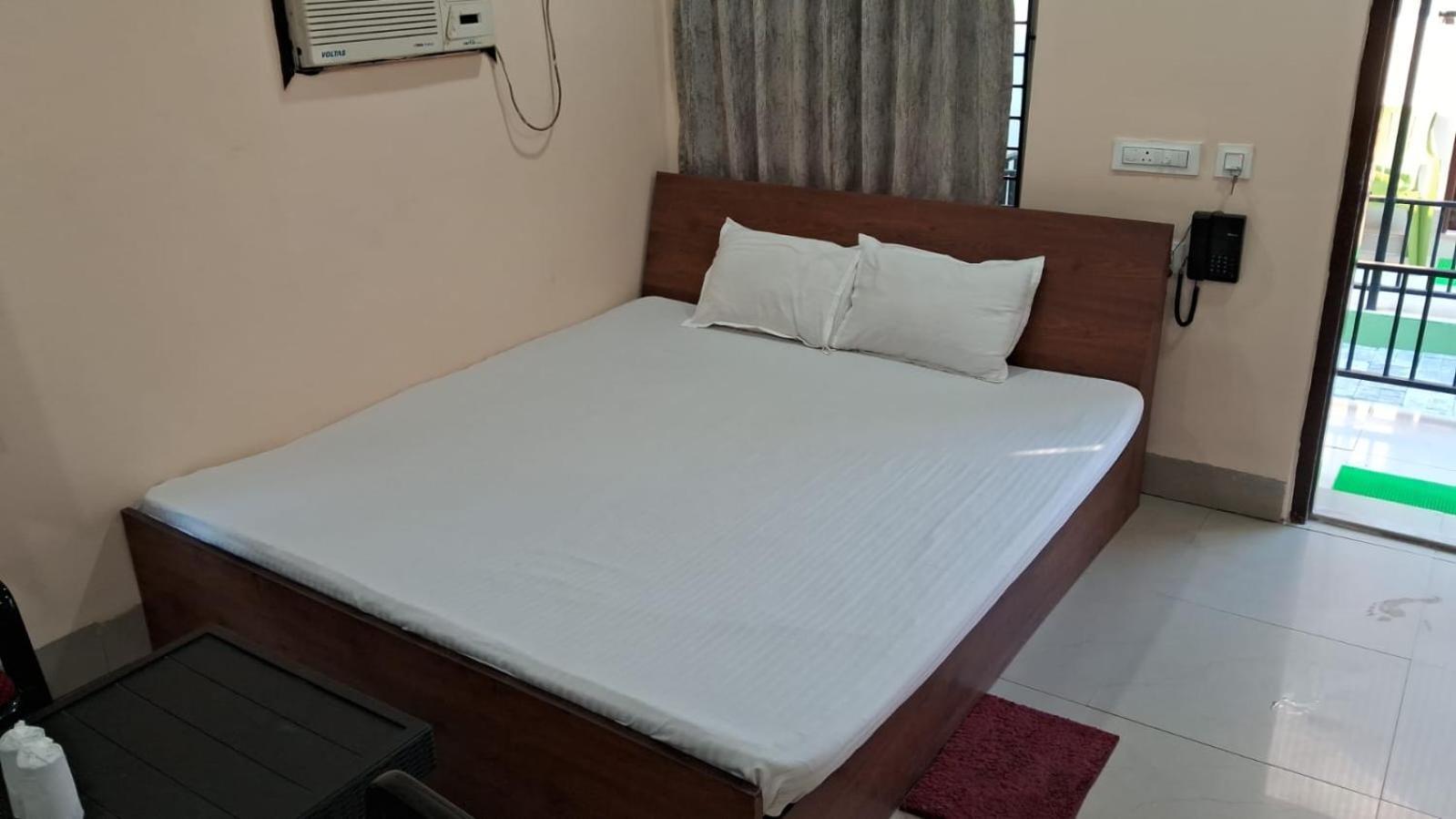 New Mouchak Hotel & Resorts Tajpur Екстериор снимка